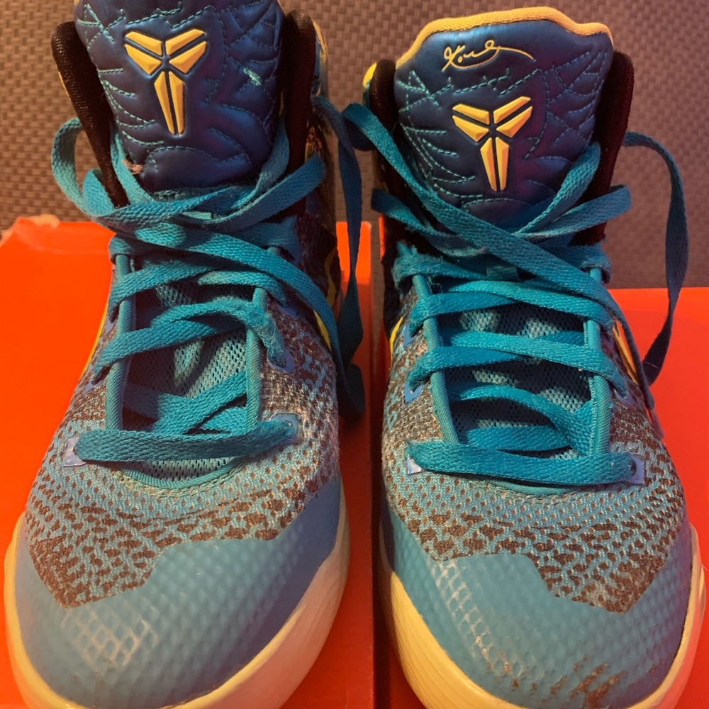 Nike Kobe 9 elite perspective size 4.5y used